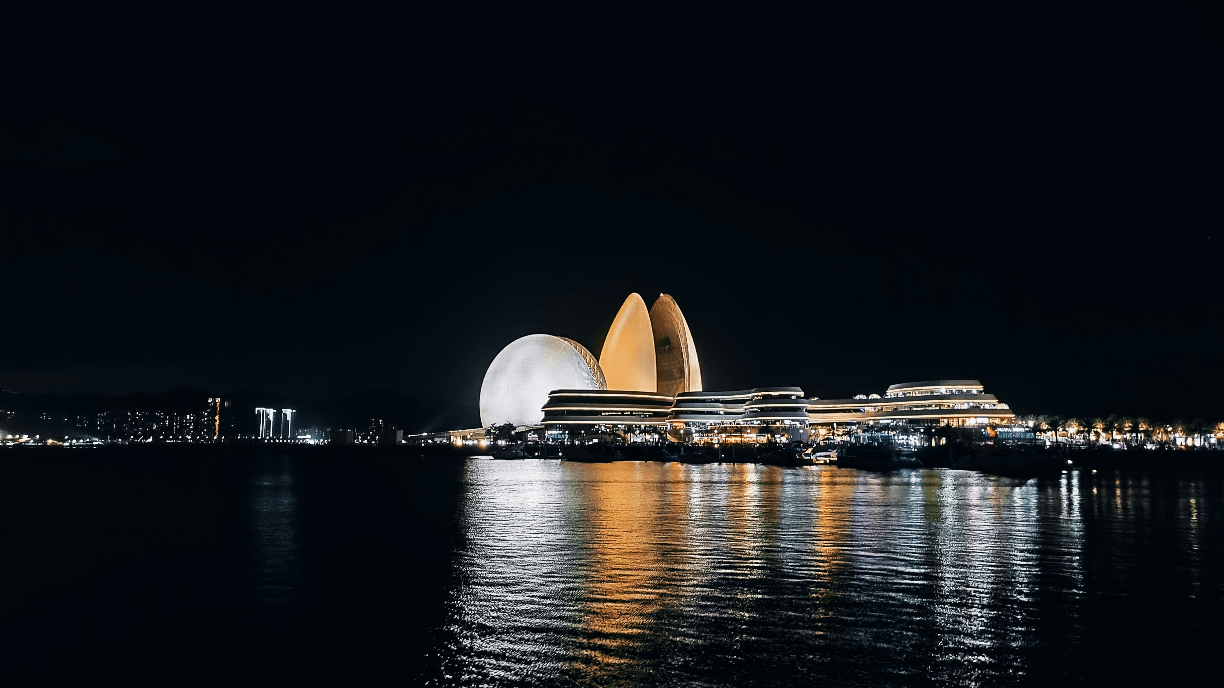 zhuhai at night